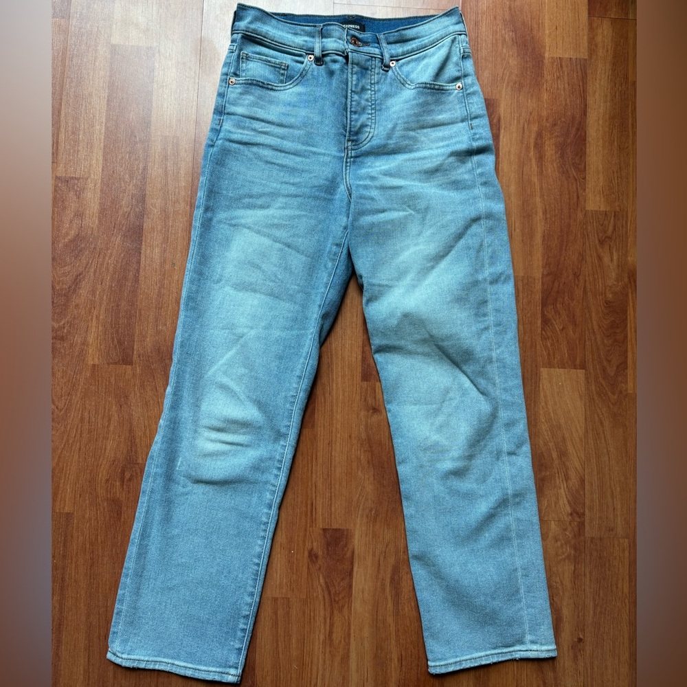 Express Light Blue women’s Jeans